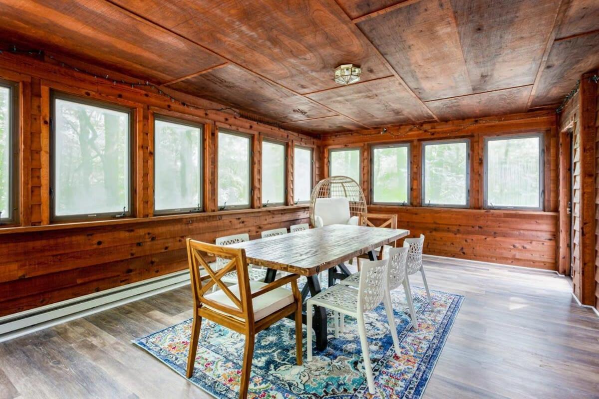 Huge Cabin W Hot Tub, Deck, Grill, Fire Pit, Wifi Berkeley Springs Exterior foto